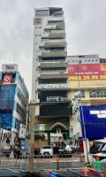 Toà nhà 2MT Nguyễn Thị Minh Khai - Đoạn 2 chiều, đối diện Công viên- Ngay gần Ngã 3. Vị trí siêu đẹp