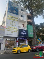 Mặt tiền 110 BÙI THỊ XUÂN, Phường Bến Thành, Quận 1. ​​​​​​​Hướng: Đông nam