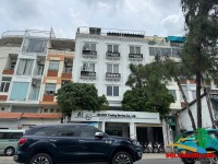 506-508-510 Võ Văn Kiệt, P. Cầu Kho, Q.1 - nay Phường Cầu Ông Lãnh. view trực diện sông và Quận 4, Hướng: Đông Nam.